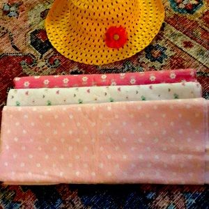 Set of receiving blankets